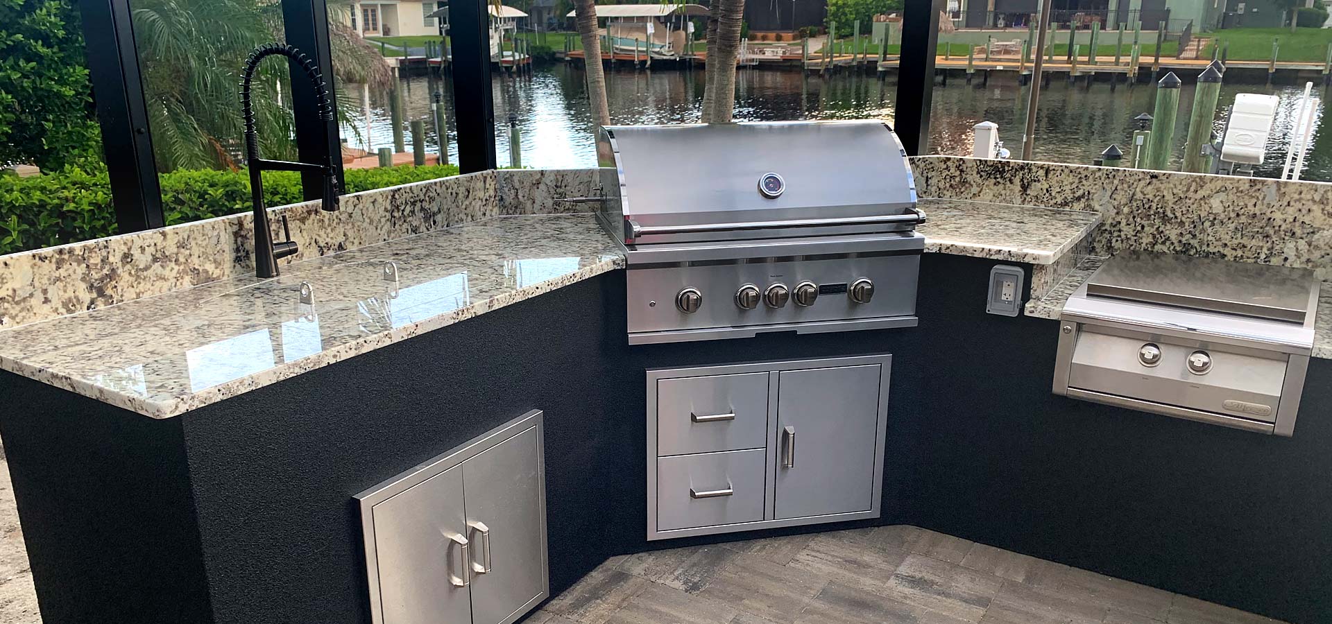 Outdoor Kitchen